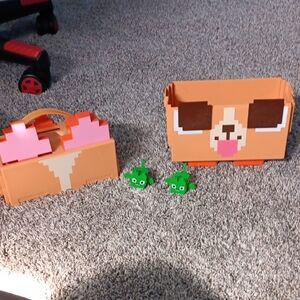 Pet Simulator 99 Corgi Carrying Case With Two Pixel Dragons